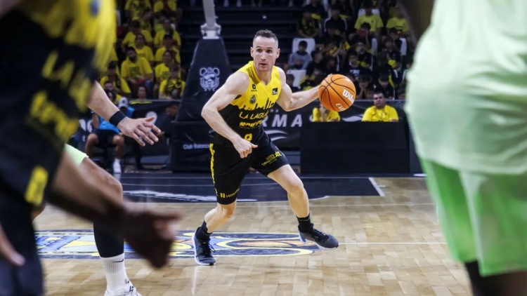  NBA初代老六，42歲進(jìn)入生涯巔峰？！