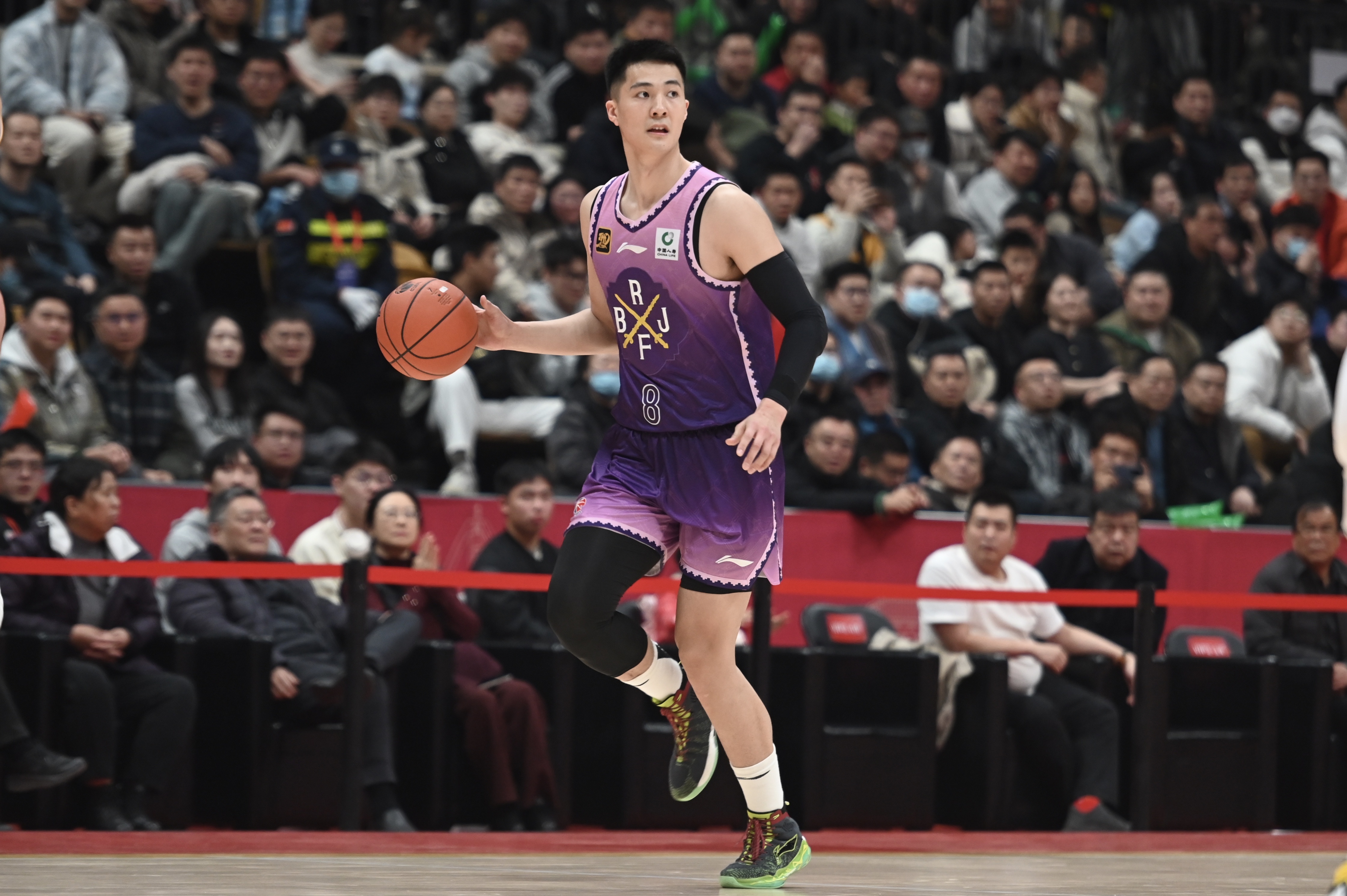  打得不錯！朱松瑋半場6中3&三分2中1拿7分&搶下7個籃板